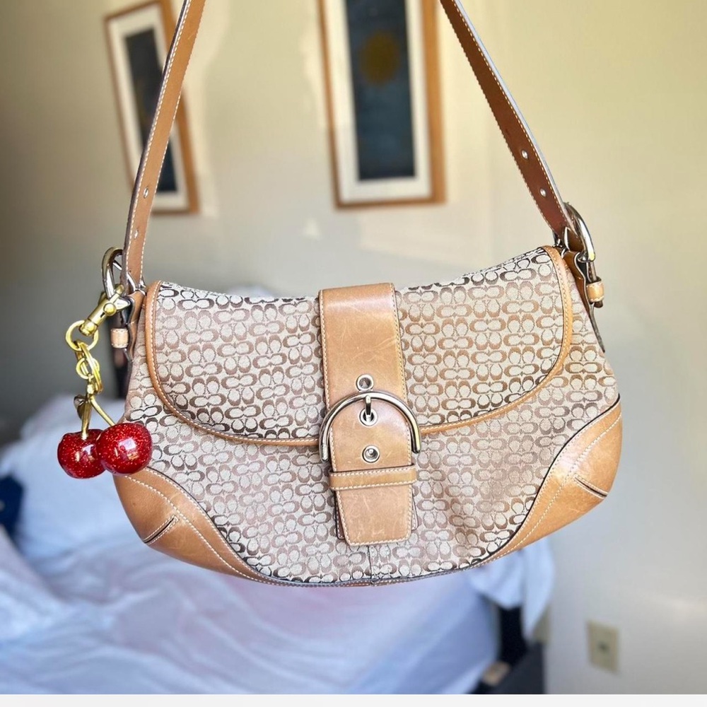 Coach Vintage Y2K Signature Soho Buckle Bag Tan